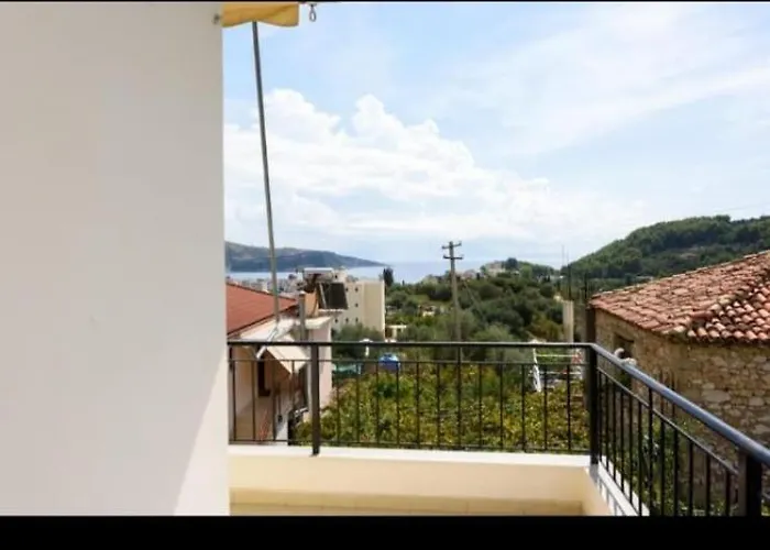 Vasilis Family Himara
